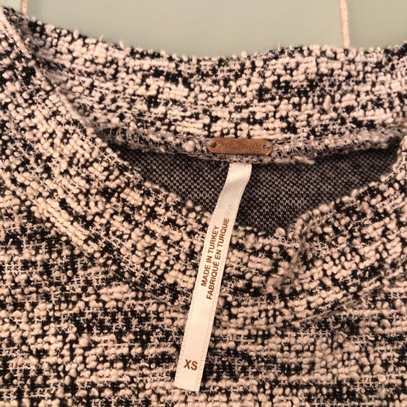 Closet clear out - Picture 2 of 4